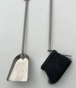 Nécessaire de Feu Design à Portant en Verre Trempé et Outils en Chrome