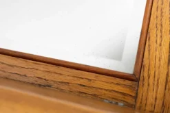 Nom de l'article : Cabinet de rasage en bois français avec miroir, années 1890