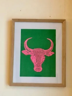 Oeuvre papier de couleur la bête