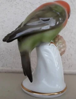 Oiseau en porcelaine