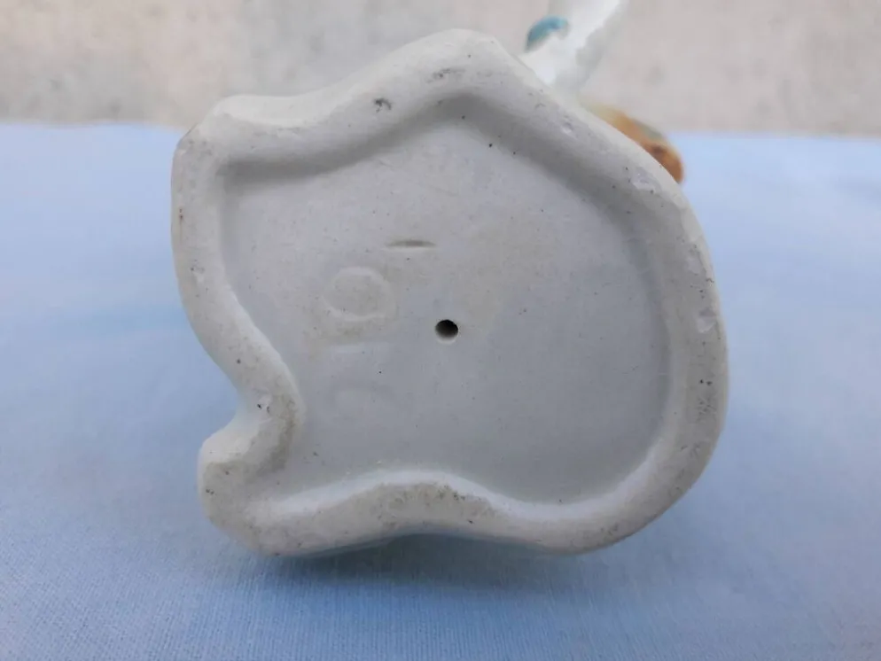 Oiseau en porcelaine