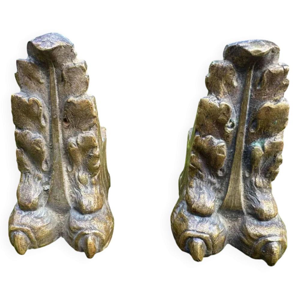 2 ornements pour meuble en bronze pieds griffes Art Nouveau