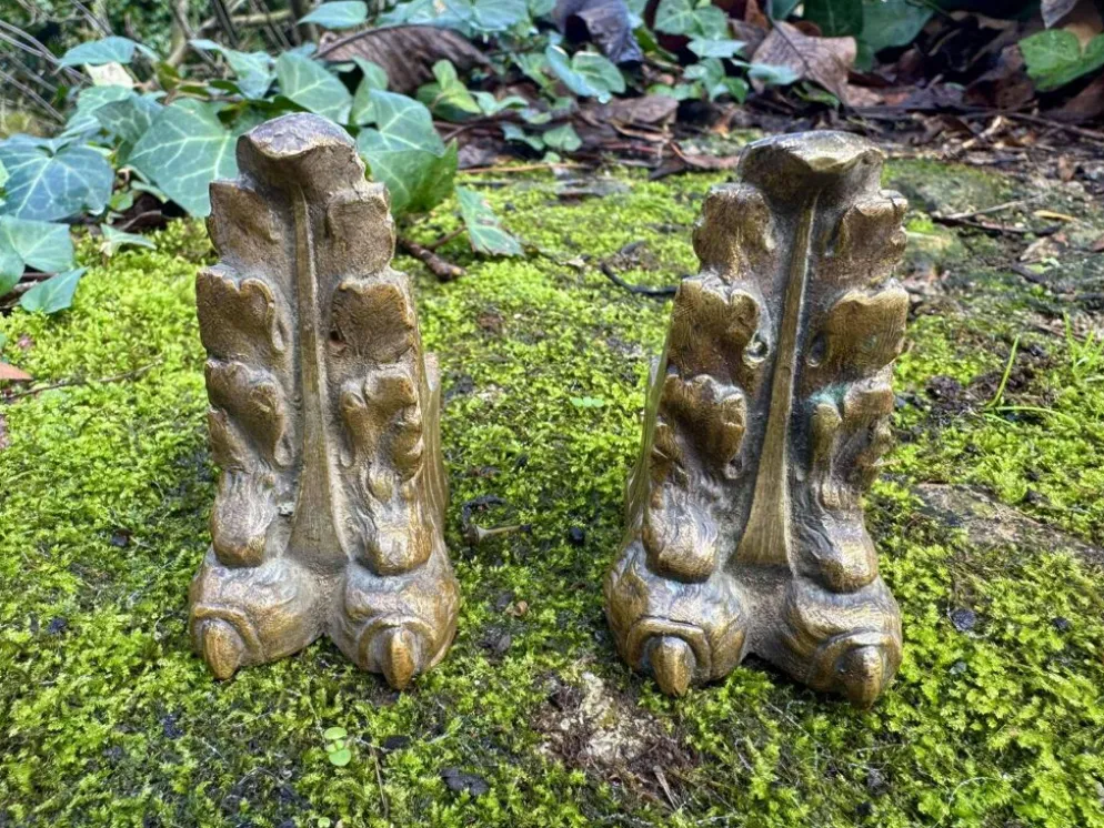 2 ornements pour meuble en bronze pieds griffes Art Nouveau
