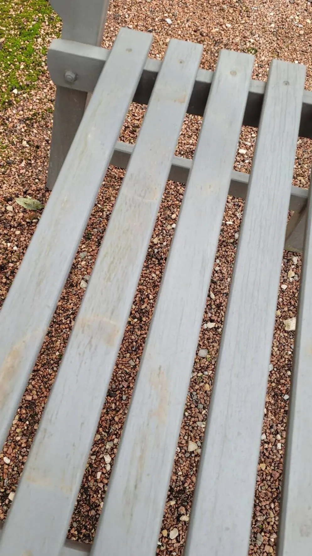 Paire de bancs de jardin parc en bois fabrication ancienne