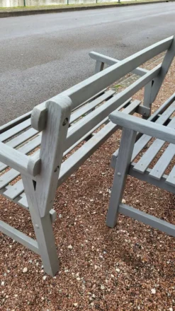Paire de bancs de jardin parc en bois fabrication ancienne