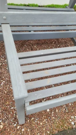 Paire de bancs de jardin parc en bois fabrication ancienne