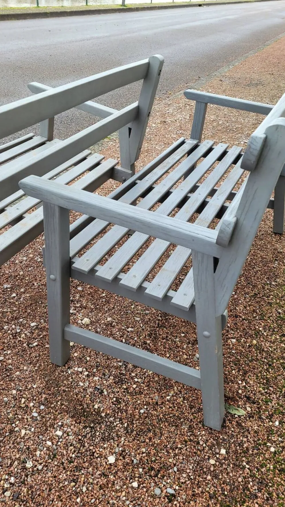 Paire de bancs de jardin parc en bois fabrication ancienne