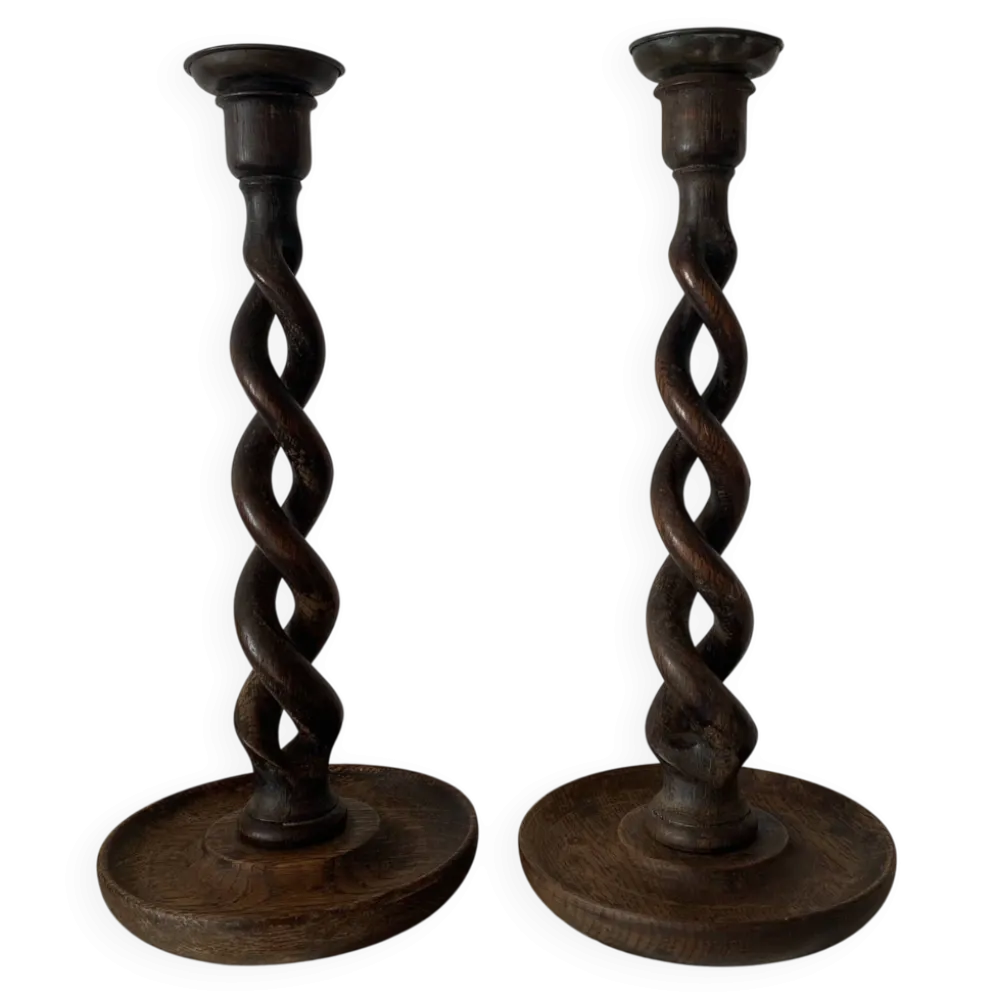 Paire de bougeoirs anciens en bois tourné torsadé 31 cm