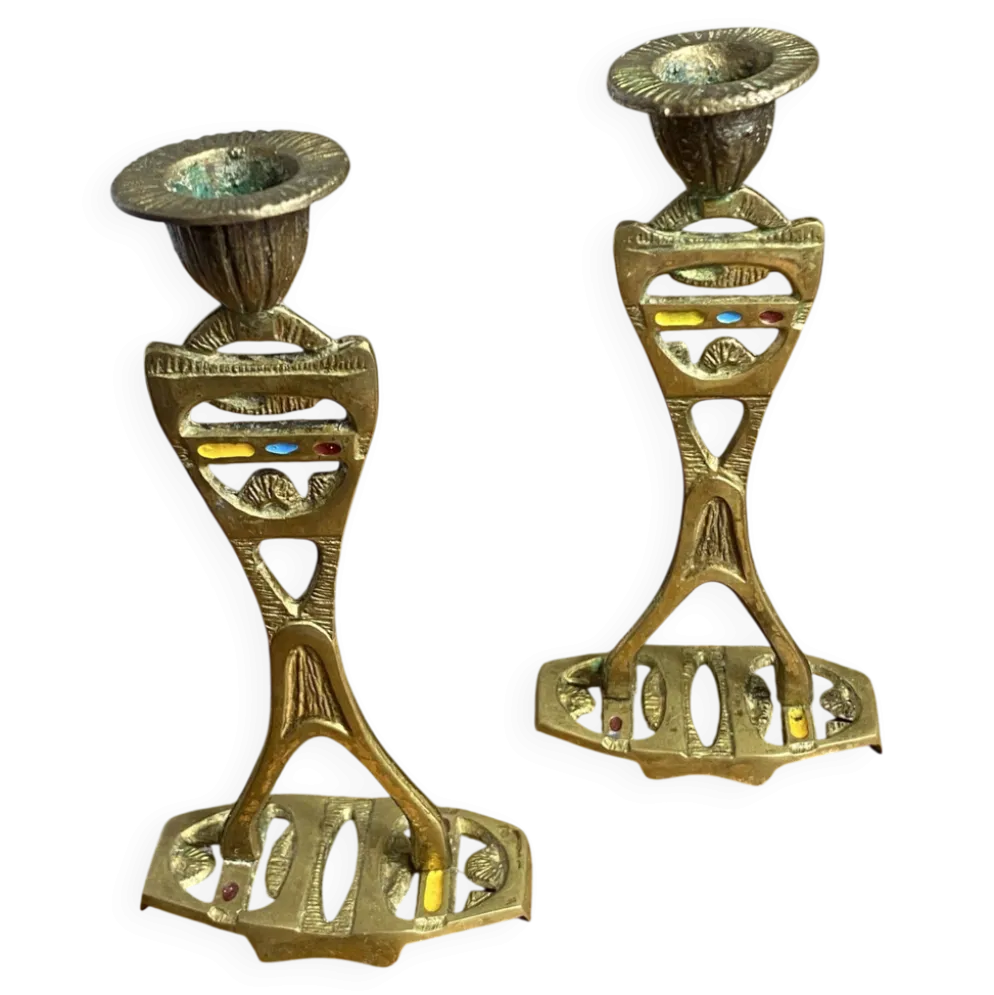 Paire de bougeoirs en laiton, mi XXe, Israël
