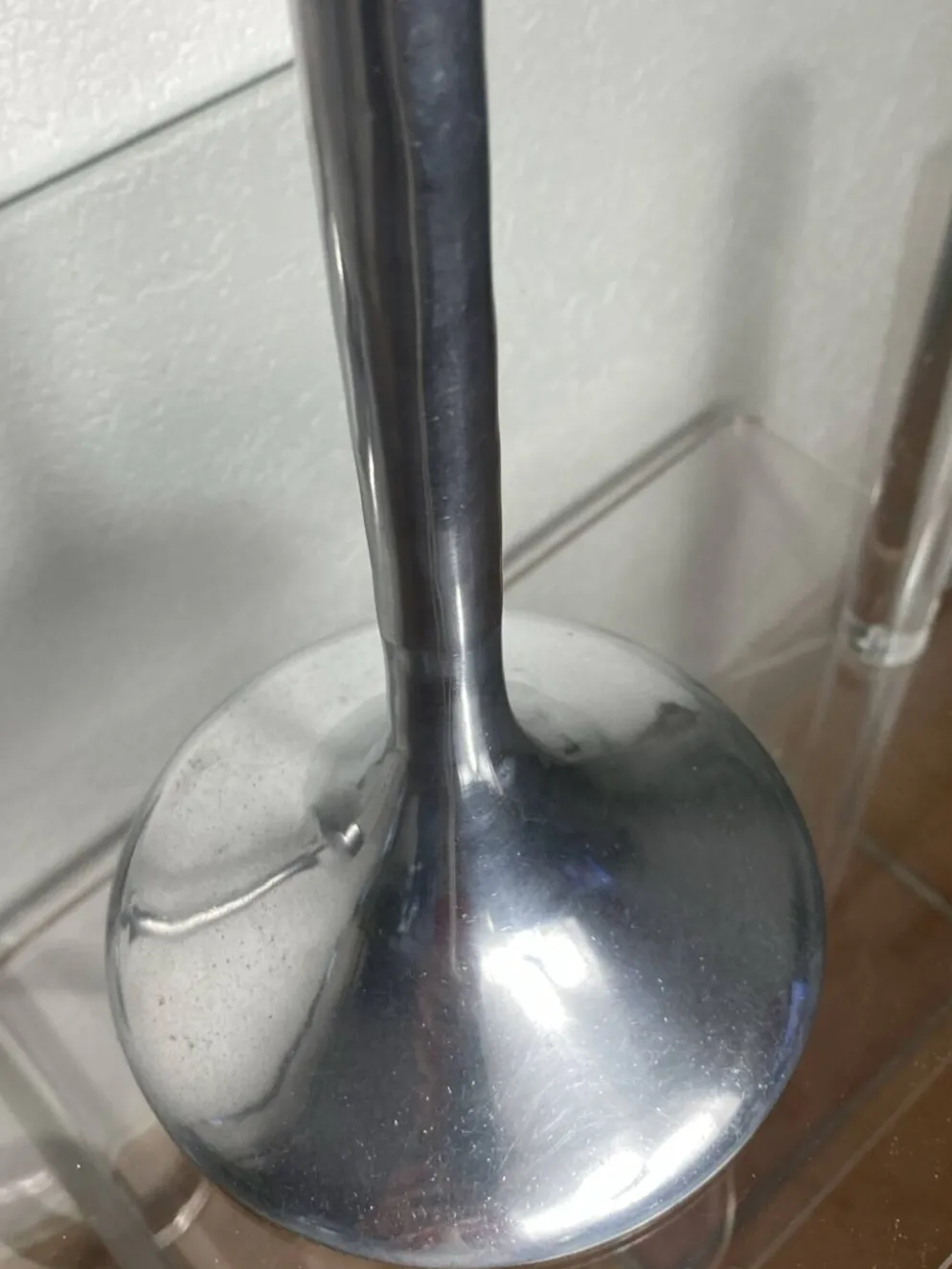 Paire de bougeoirs noeud en aluminium, Italie, 1970