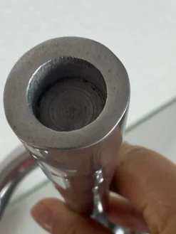 Paire de bougeoirs noeud en aluminium, Italie, 1970