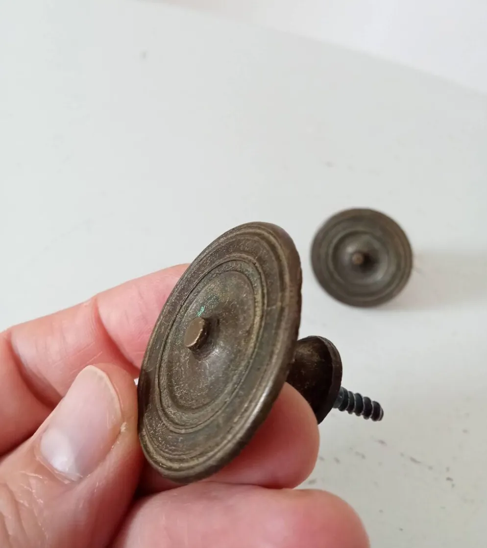 Paire de boutons de meubles anciens Empire XIXeme