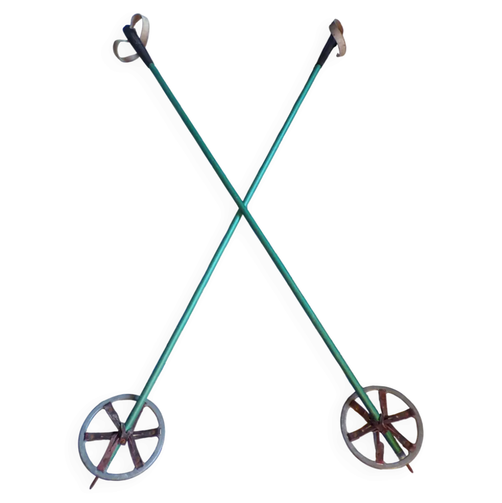 Paire de bâtons de ski anciens