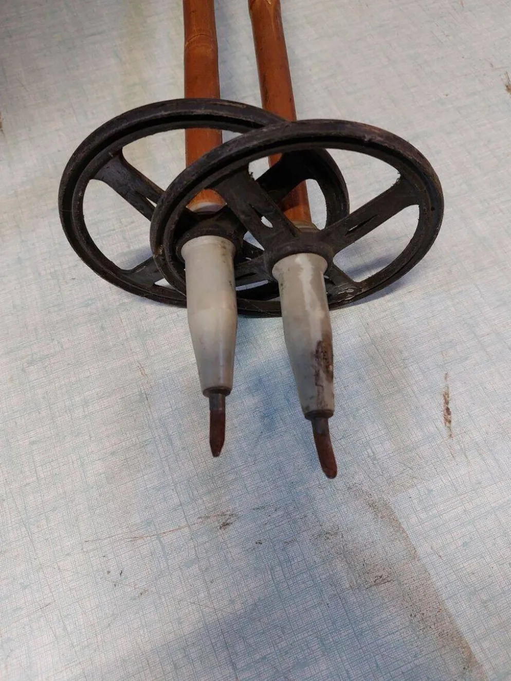 Paire de bâtons de ski vintage en bambou VM Staven - Lot 2