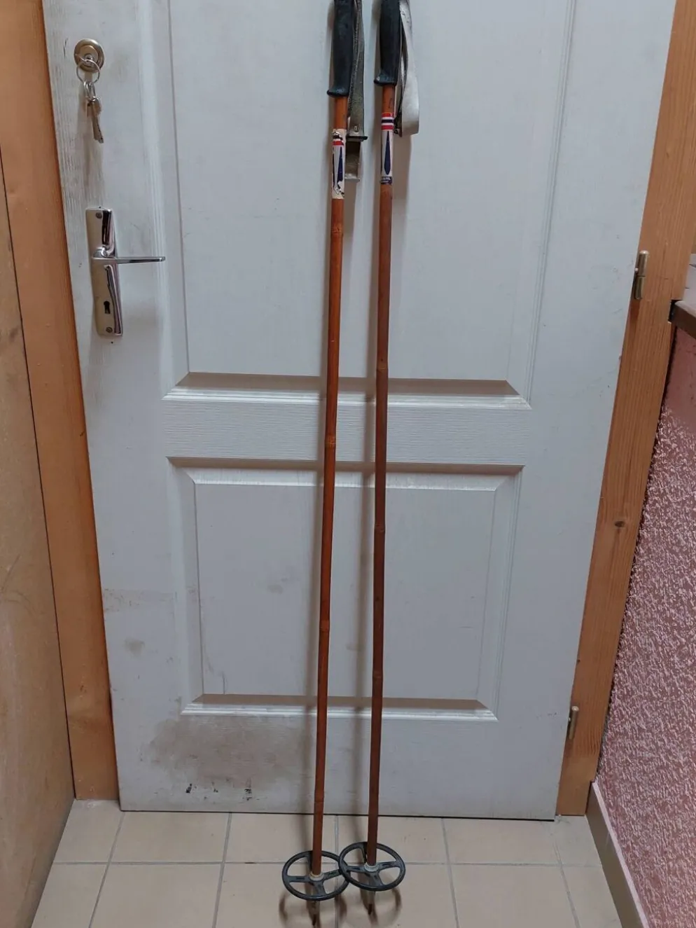 Paire de bâtons de ski vintage en bambou VM Staven - Lot 2