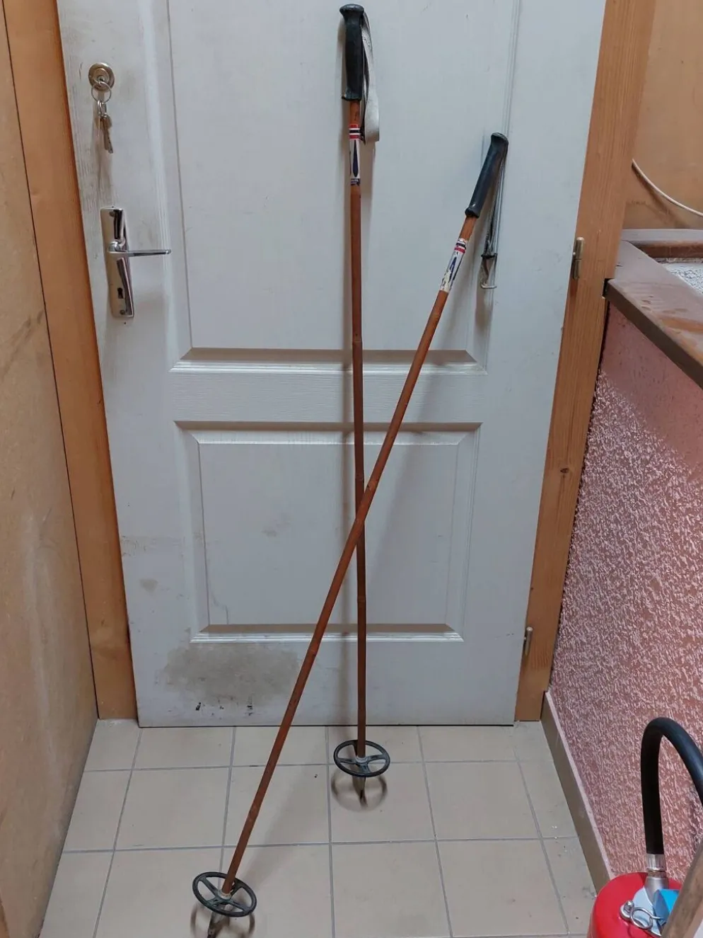Paire de bâtons de ski vintage en bambou VM Staven - Lot 2