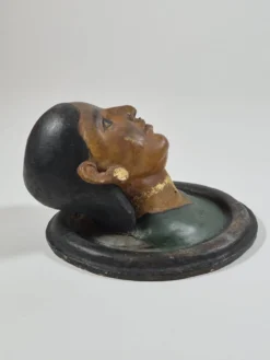 Paire de bustes antiques en céramique représentant des portraits du Rajasthan