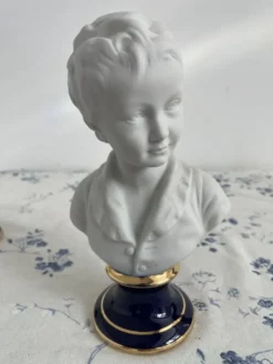 Paire de bustes en biscuit, Tharaud, Houdon, Louise et Alexandre Brongniart