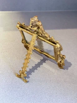 Paire de cadres en laiton doré rococo, cadres décoratifs antiques pour mur et table