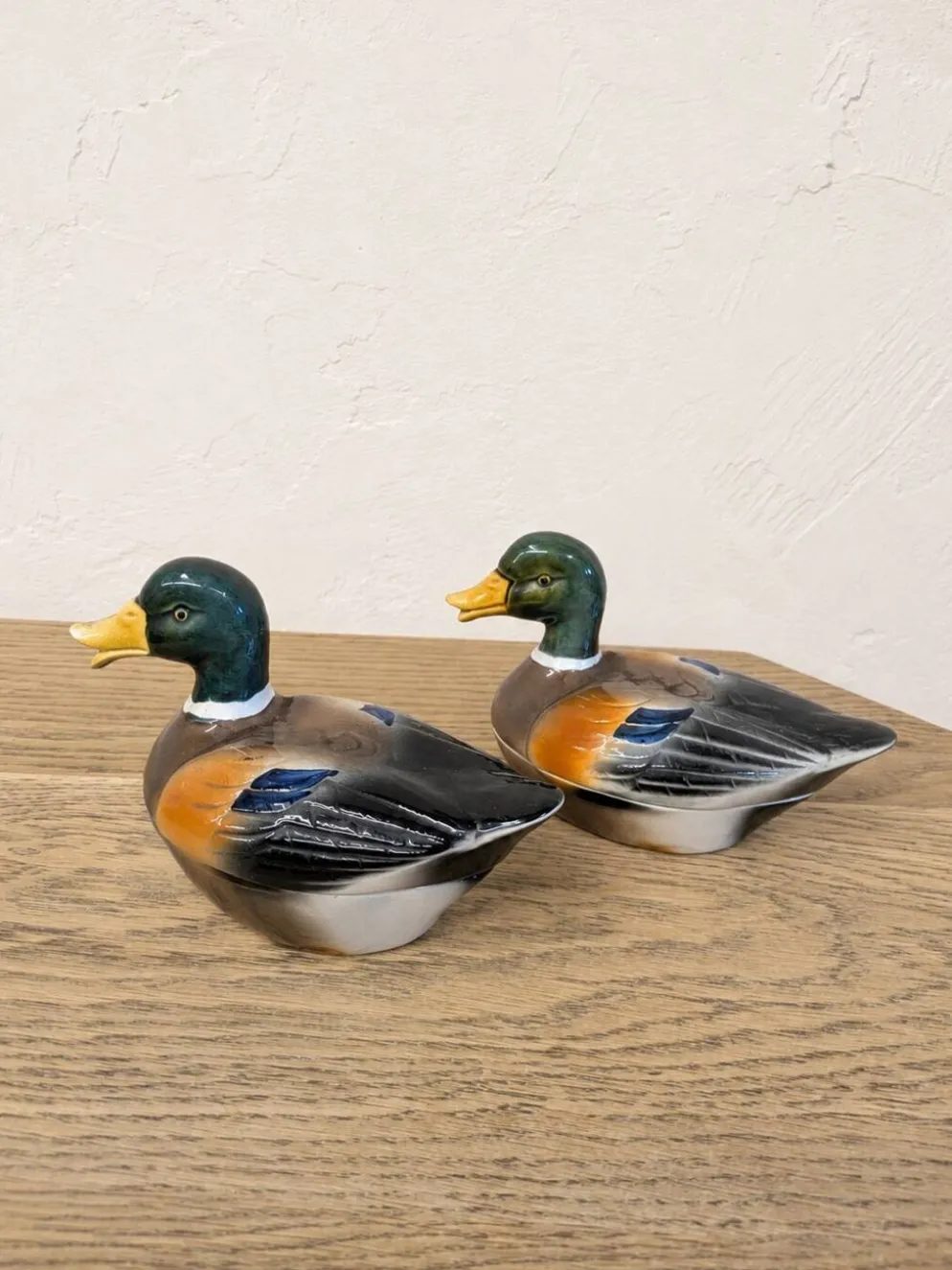 Paire de canards vintage en faïence Michel Caugant