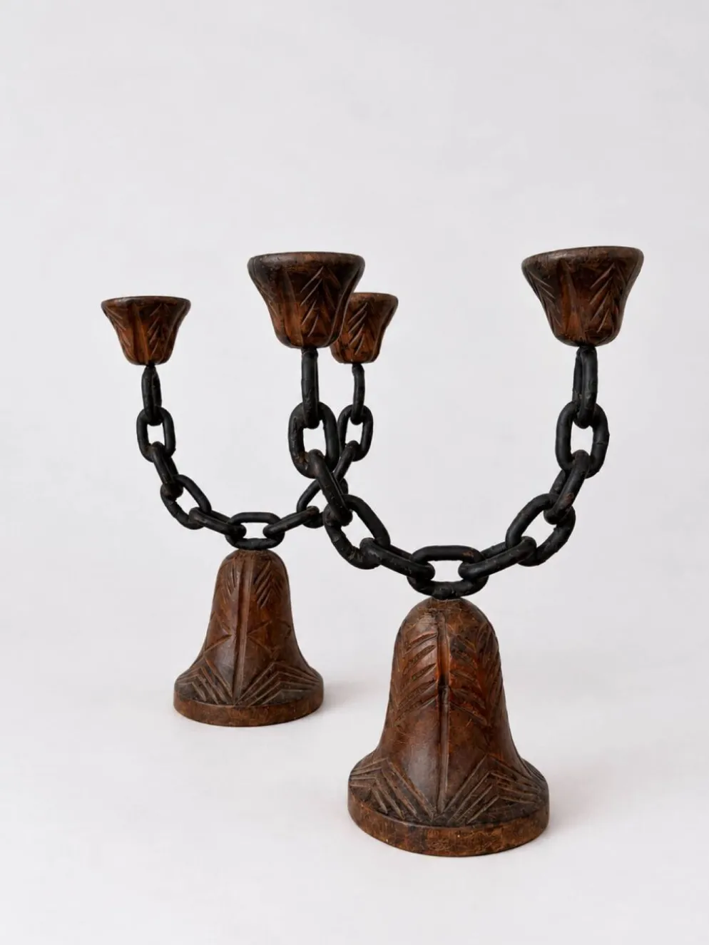 Paire de chandeliers brutalistes