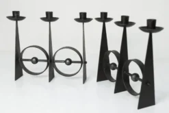 Paire de chandeliers scandinaves en fer forgé brutaliste à 3 lumières 1960