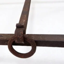 Paire de chenets anciens en fer forgé - XIXe siècle