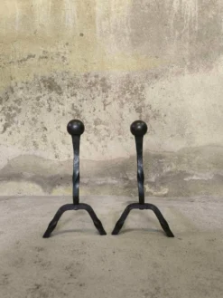 Paire de chenets brutalistes