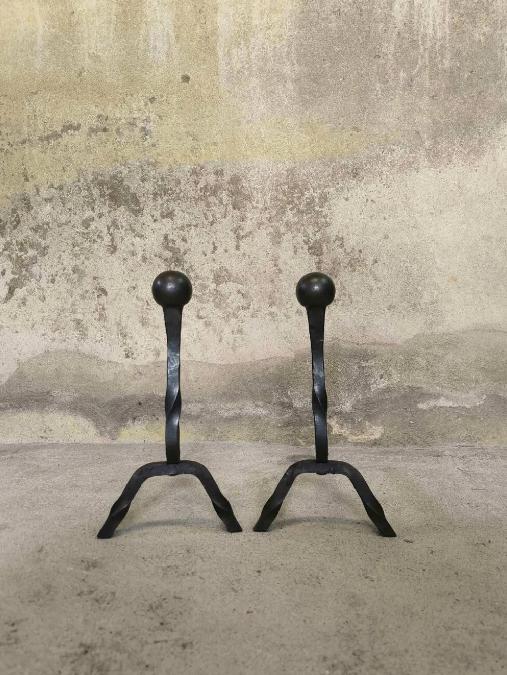 Paire de chenets brutalistes