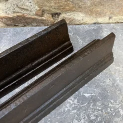 Paire de chenets bustes anciens en fonte