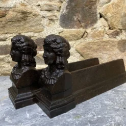 Paire de chenets bustes anciens en fonte
