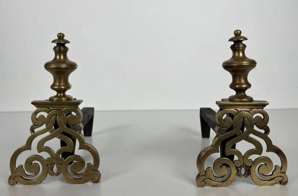 Paire de Chenets en Bronze Ciselé et Fer Forgé de Style Louis XV