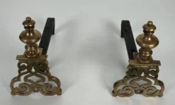 Paire de Chenets en Bronze Ciselé et Fer Forgé de Style Louis XV