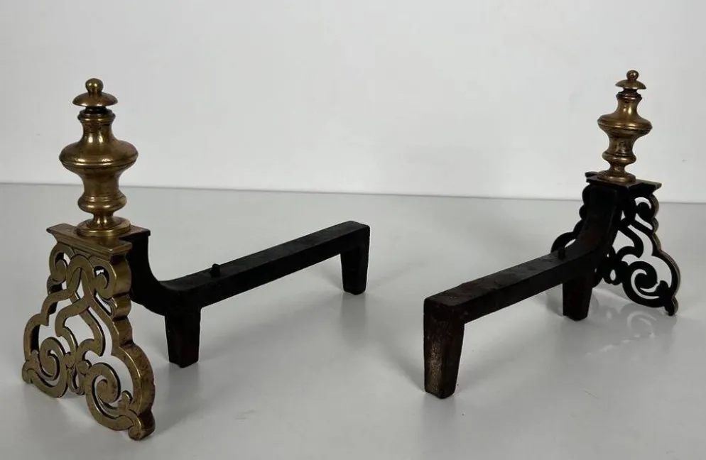 Paire de Chenets en Bronze Ciselé et Fer Forgé de Style Louis XV