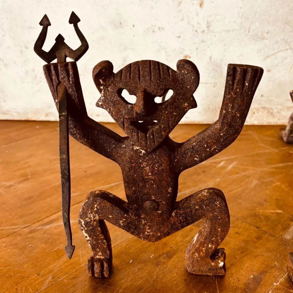 Paire de chenets en fonte- Diable & Diablesse – Début du 20ème siècle
