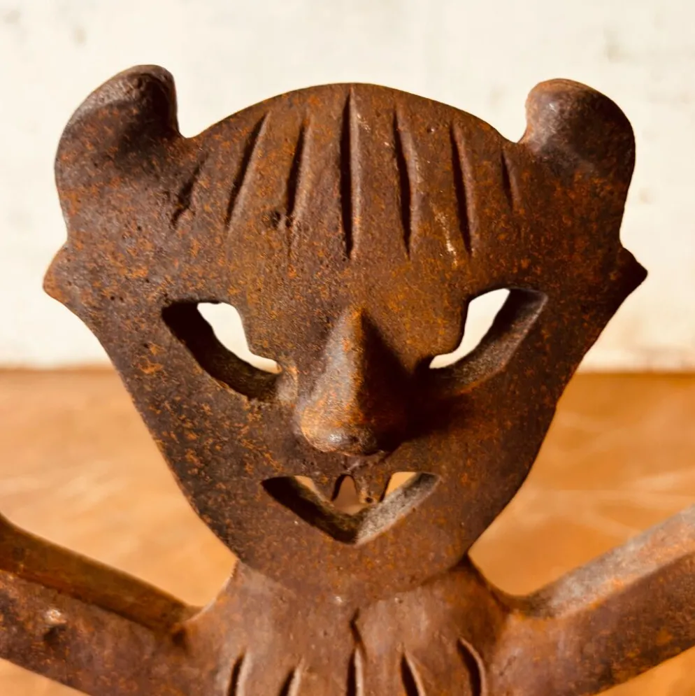 Paire de chenets en fonte- Diable & Diablesse – Début du 20ème siècle