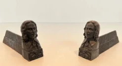 Paire de Chenets en Fonte à l’Effigie de Beethoven. France. Vers 1900.