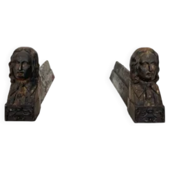 Paire de Chenets en Fonte à l’Effigie de Beethoven. France. Vers 1900.