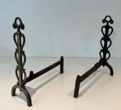 Paire de Chenets en Laiton et Fer Forgé à Colonnes de Volutes et Bases Arqu