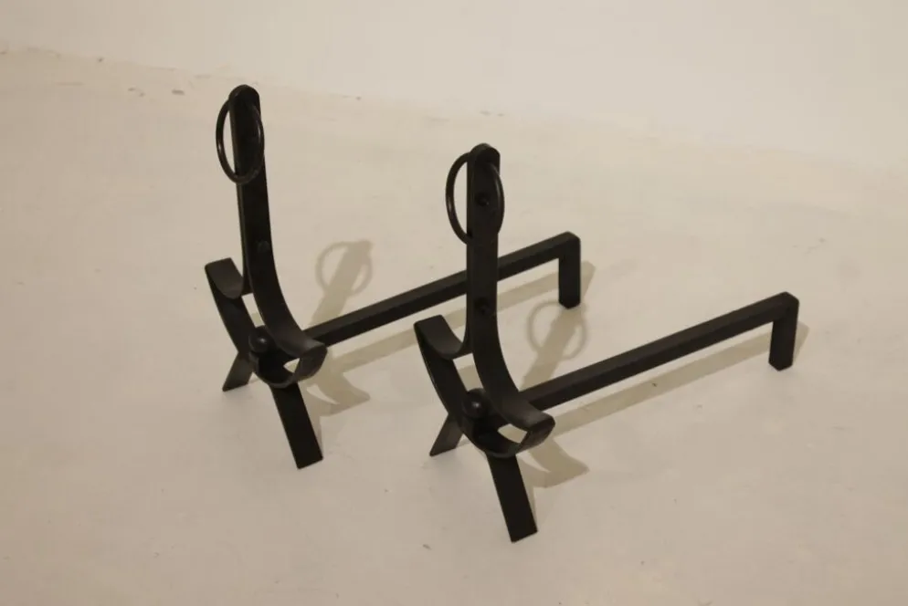 Paire de chenets moderniste en fer forgé