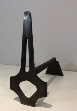 Paire de chenets modernistes en acier et fer forgé