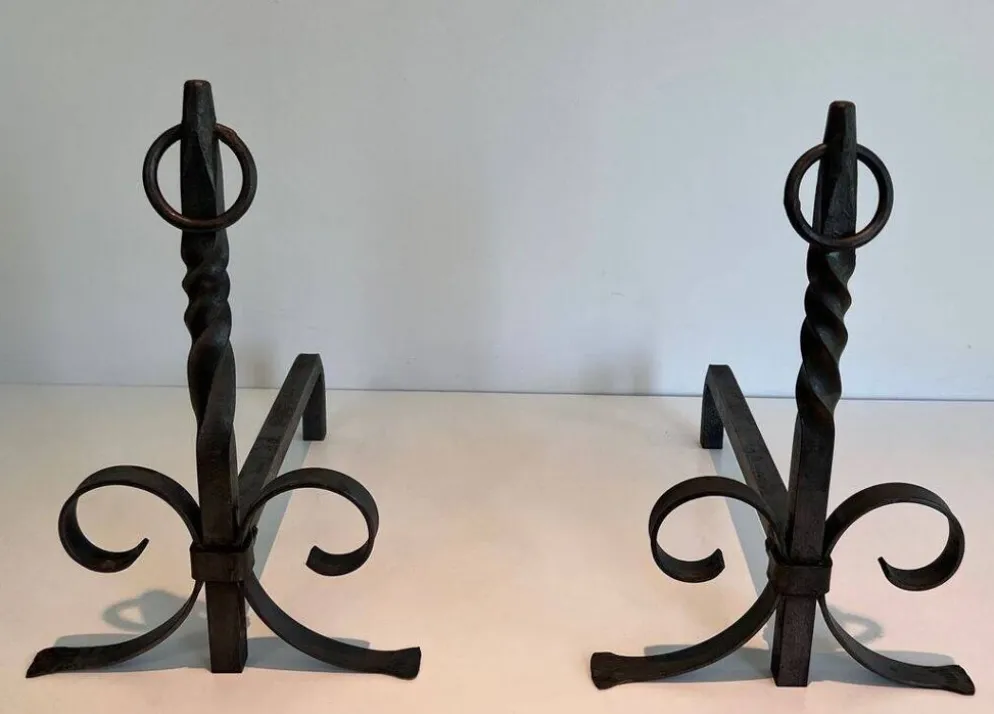 Paire de Chenets Néoclassiques en Fer Forgé à Colonnes Torsadées, Finiales