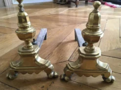 Paire de chenets regence