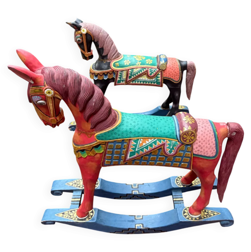 Paire de chevaux anciens asiatiques en bois – Début XXe siècle