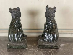 Paire de chiens en serpentine d’après le chien de Jennings