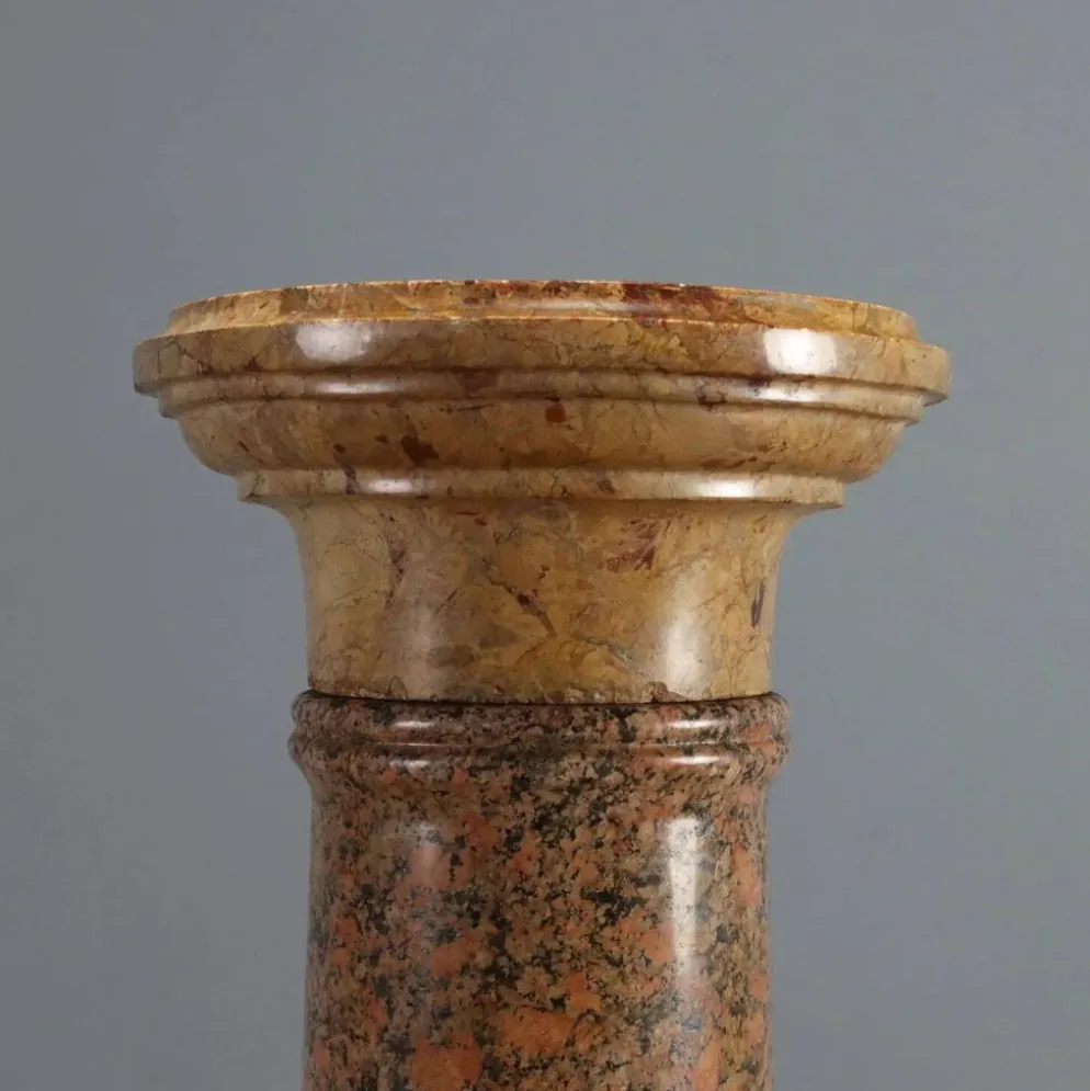Paire de colonnes en marbre breccia et granit - Italie XIXe siècle