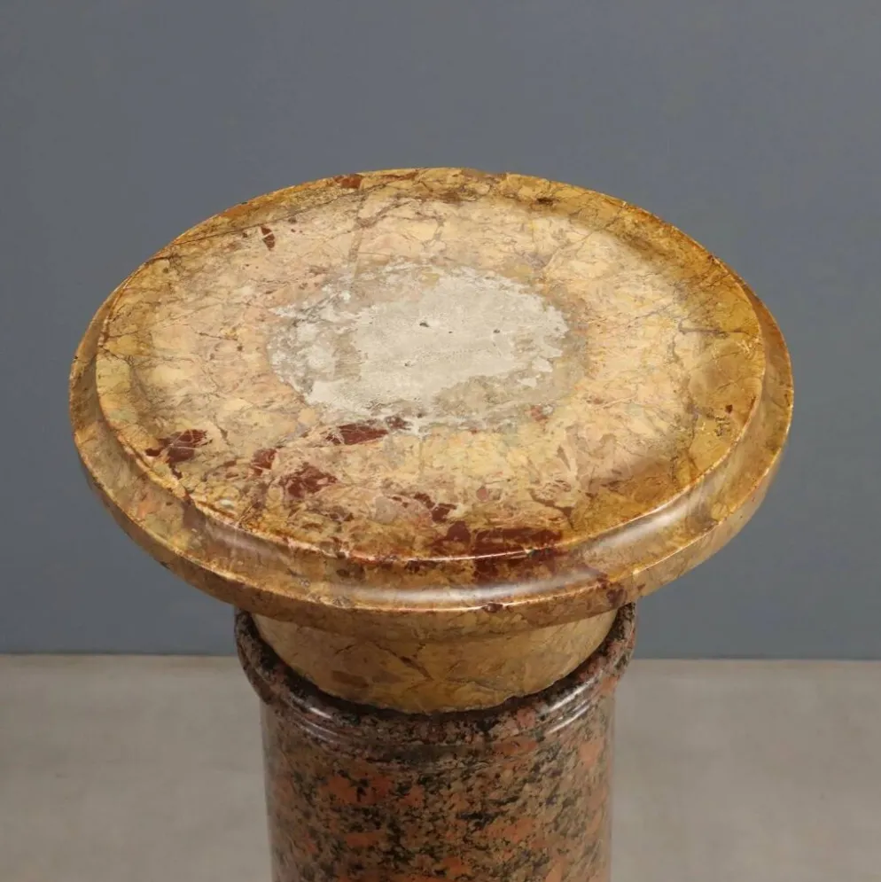 Paire de colonnes en marbre breccia et granit - Italie XIXe siècle