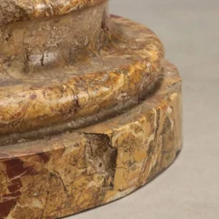 Paire de colonnes en marbre breccia et granit - Italie XIXe siècle
