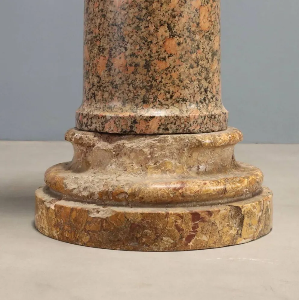 Paire de colonnes en marbre breccia et granit - Italie XIXe siècle