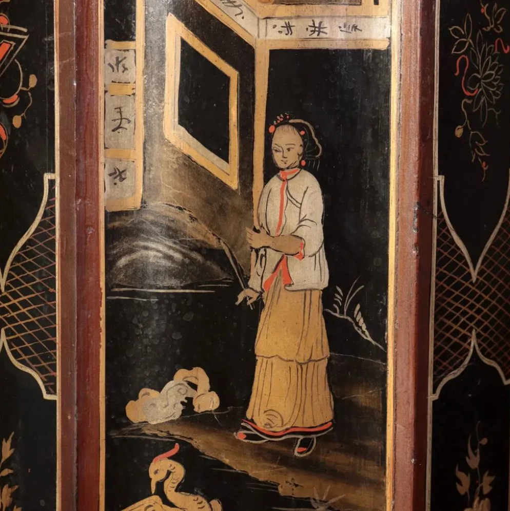 Paire de colonnes piédestaux de style chinoiserie
